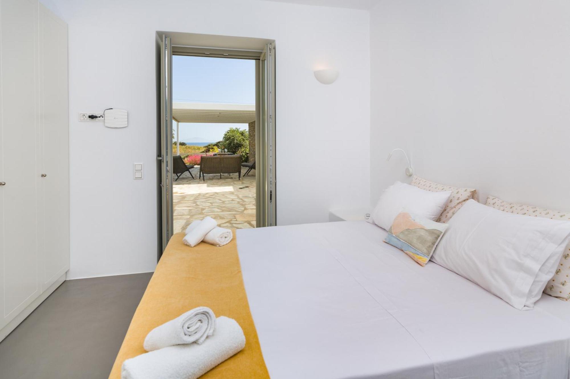 Summera Paros Chrisi Akti (Paros)