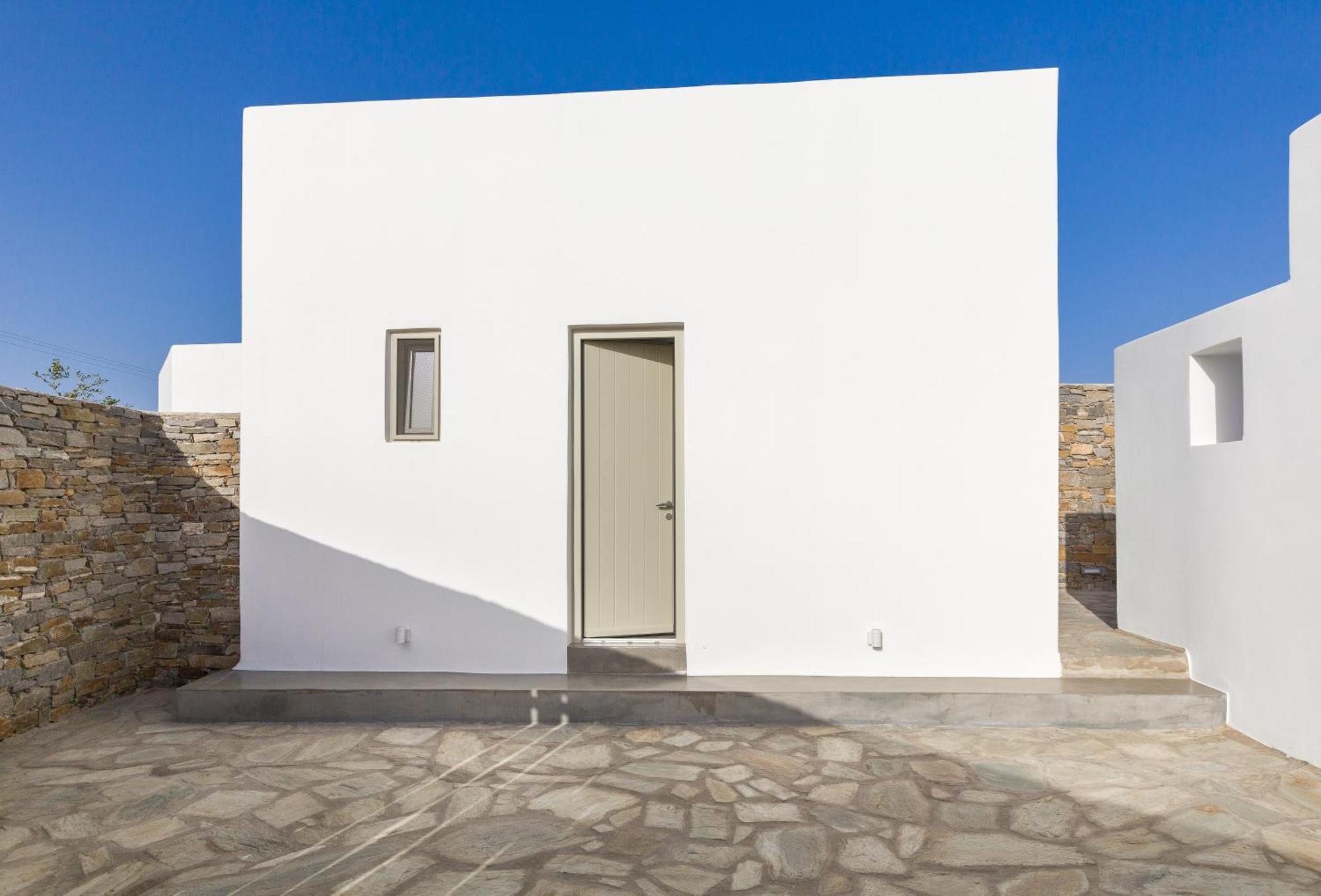 Summera Paros Chrisi Akti (Paros)